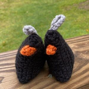 Homemade crochet fall decor- chickens and garlands